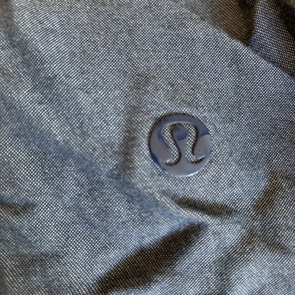 Lululemon open back Tank - Picture 3 of 3